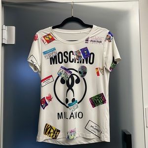 Moschino top. Size M